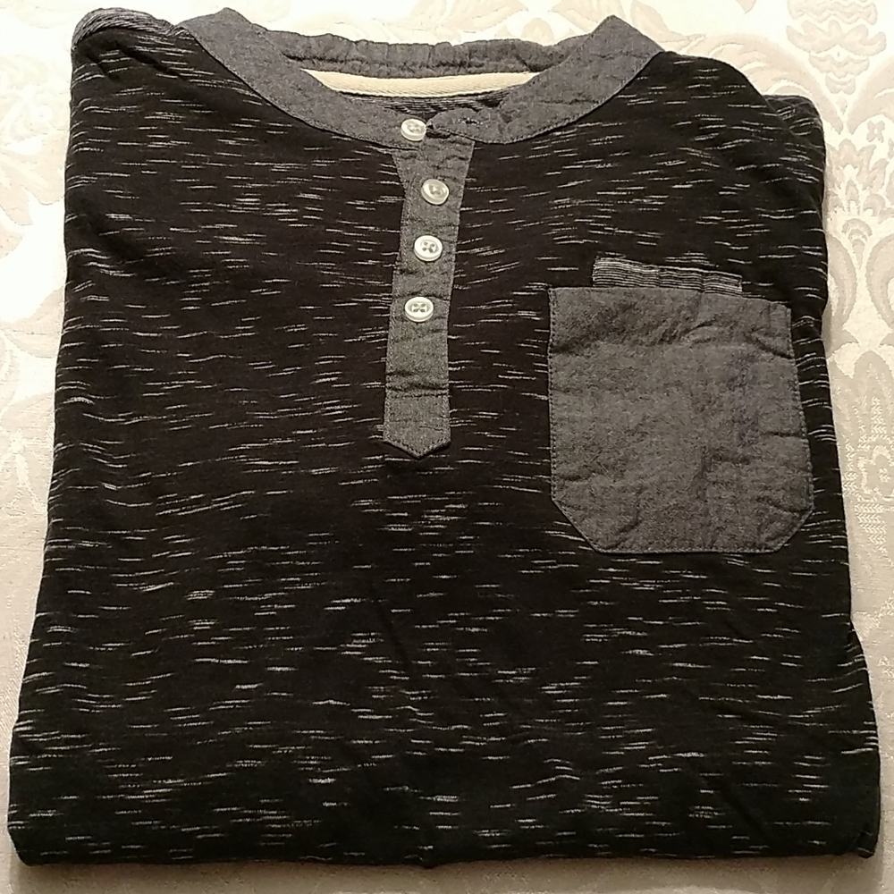 Hudson Barrow NYC button front Men's shirt, Medium